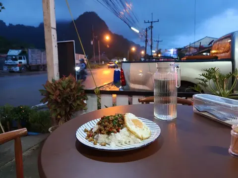Krapow Boran Than Khun, restaurant in Krabi