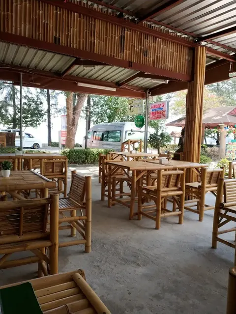 Sandee's Thai Restaurant, restaurant in Krabi